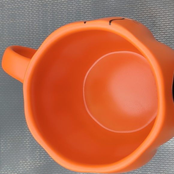 Tim Hortons HTF 2023 Halloween Pumpkin Colour Changing Ceramic Mug Collector Cup - Picture 4 of 6